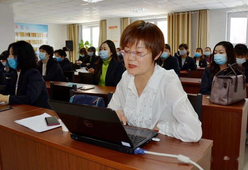 阿勒泰地區(qū)工會“楓橋經(jīng)驗”法律服務(wù)工作室正式掛牌，助力職工權(quán)益保障與教育咨詢服務(wù)
